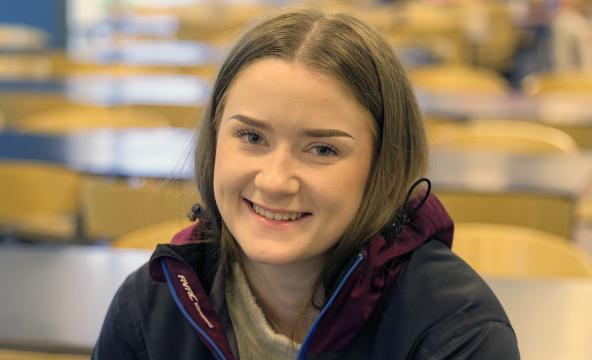 Grunnskolelærerstudent Andrea Olava Almås Simonsen.