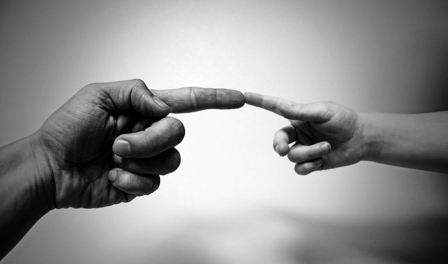 To hender som møtes.