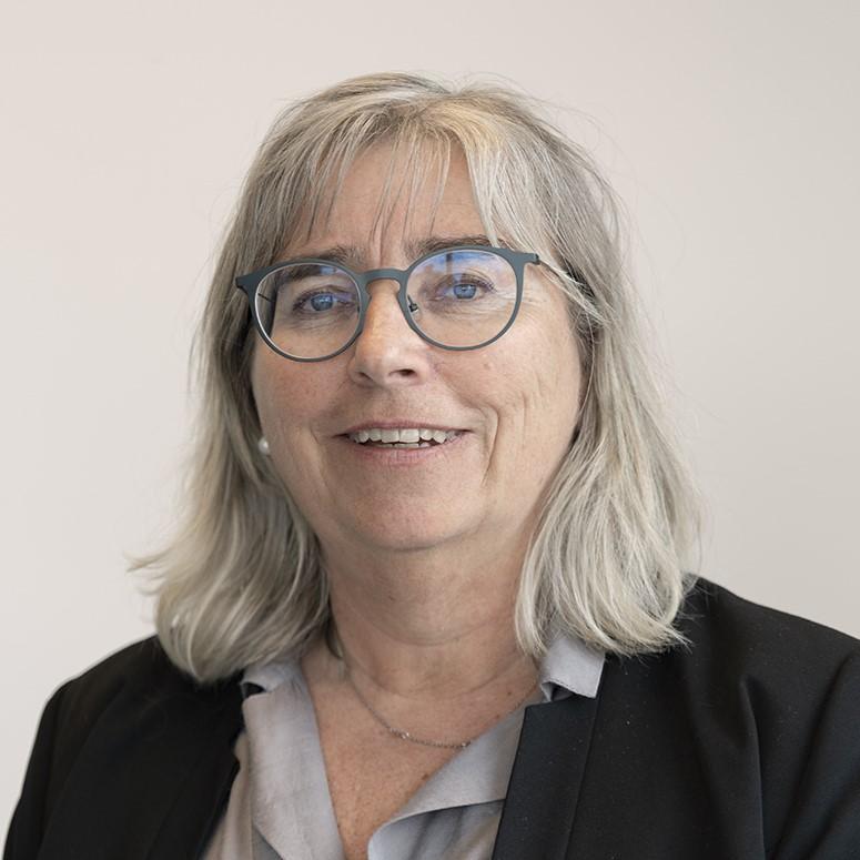 Portrettbilde av dame.