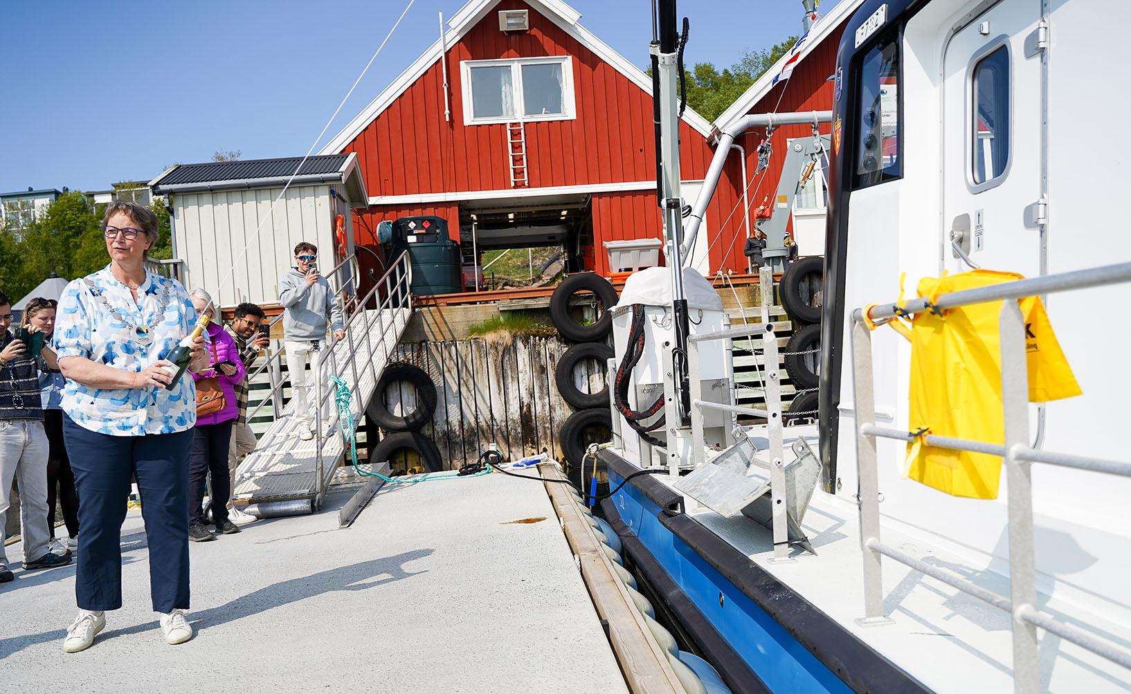 Dåp Tanteyen II av gudmor