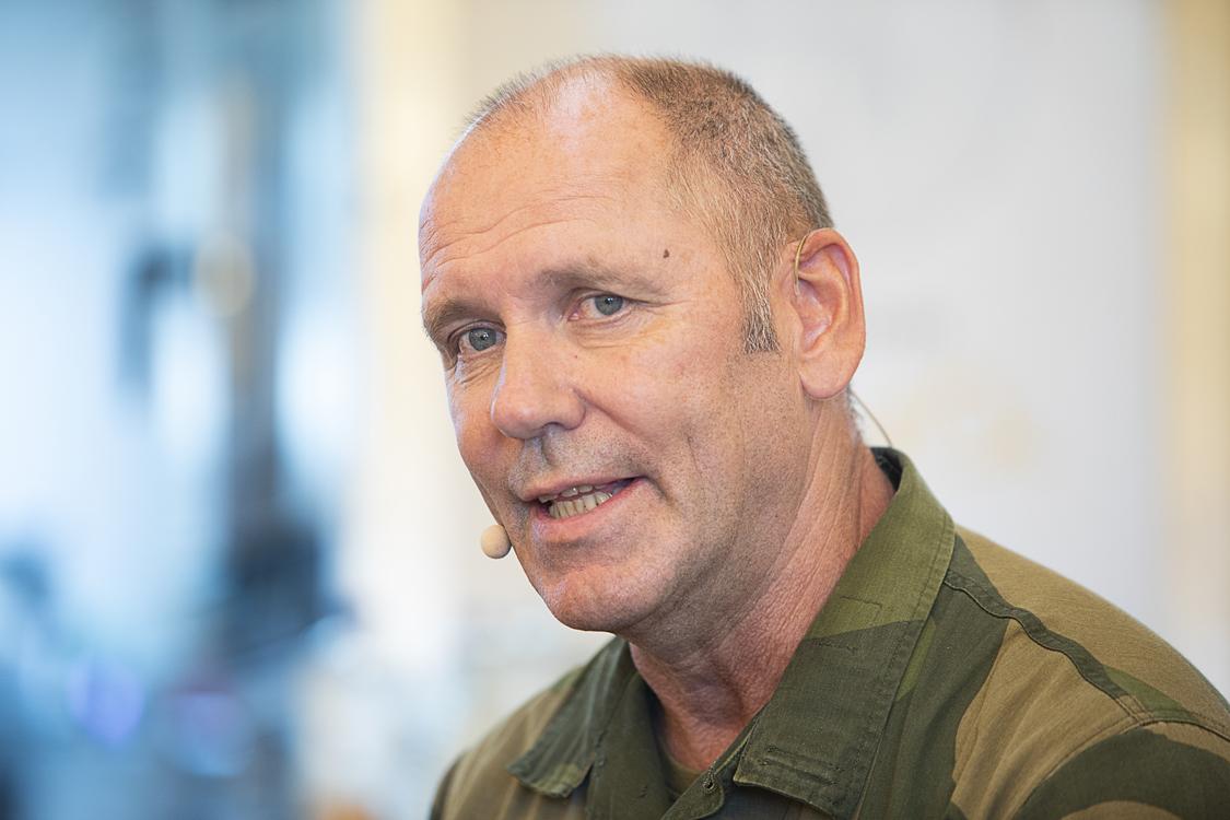 Yngve Odlo:&nbsp;Generalløytnant/Sjef, Forsvarets operative hovedkvarter.
